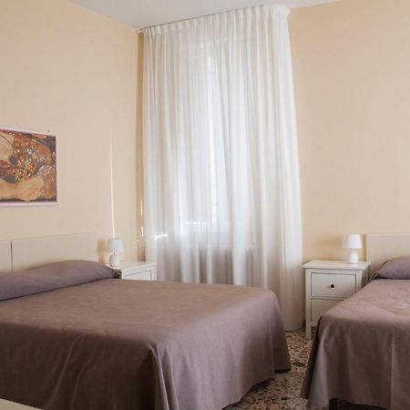 Hotel Stipino Lucca Exterior photo