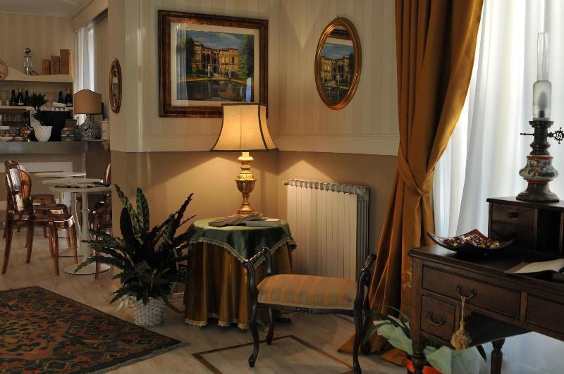 Hotel Stipino Lucca Exterior photo