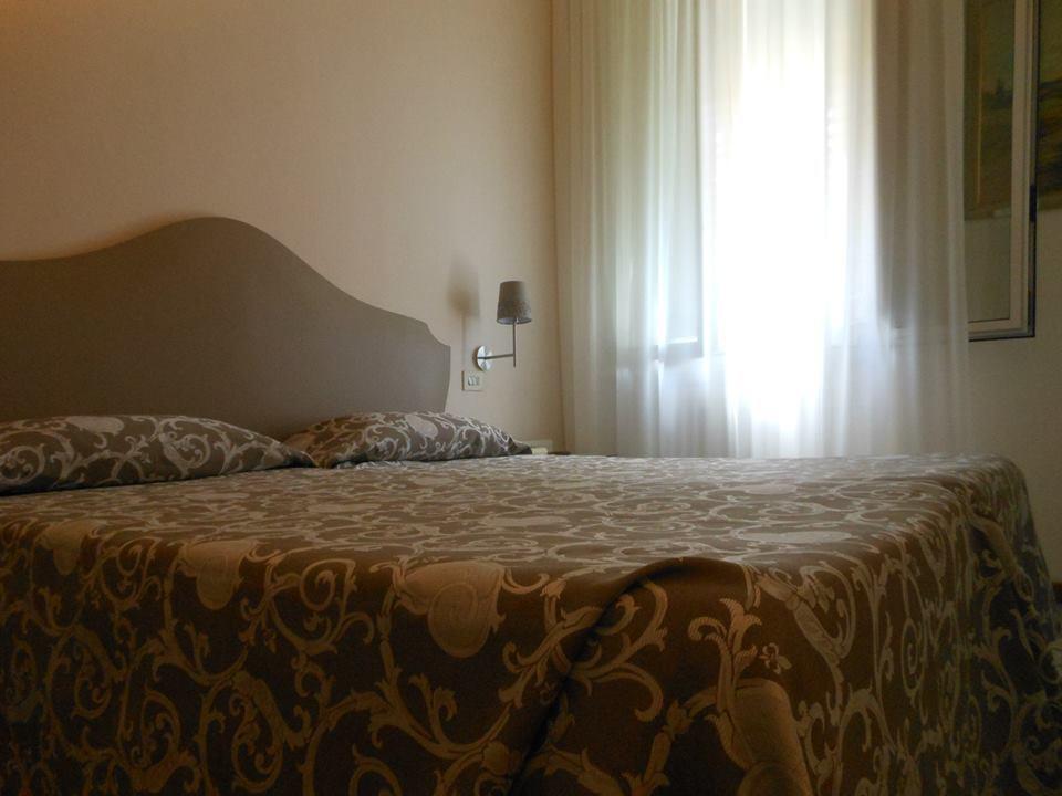 Hotel Stipino Lucca Exterior photo